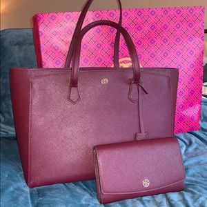Tory Burch Purse & Wallet